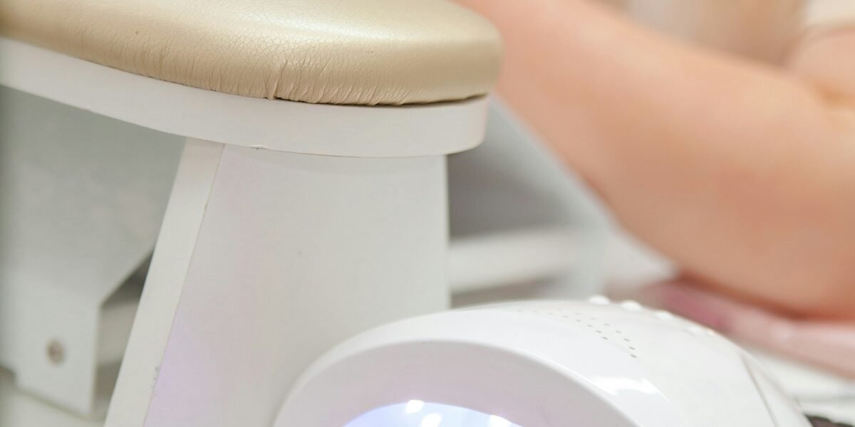 The SunUV UV LED Nail Lamp: A Game Changer for Your Gel Nail